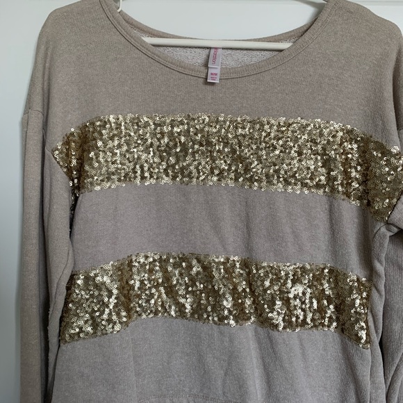 Xhilaration gold sequin striped top! - Picture 7 of 10